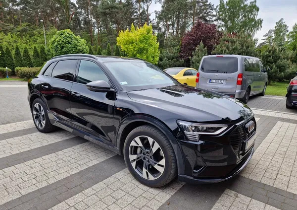 samochody osobowe Audi e-tron cena 155000 przebieg: 59000, rok produkcji 2021 z Legnica